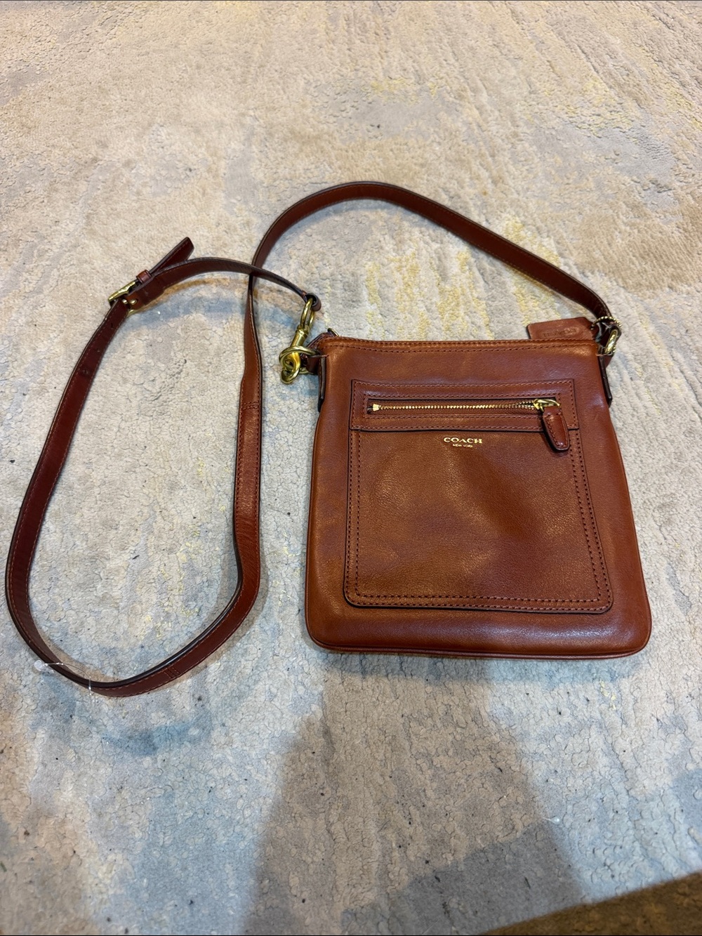 COACH Saddle Brown Leather Swingpack Crossbody Bag Purse EXCELLENT